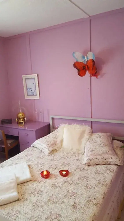 Eva's House by Checkin