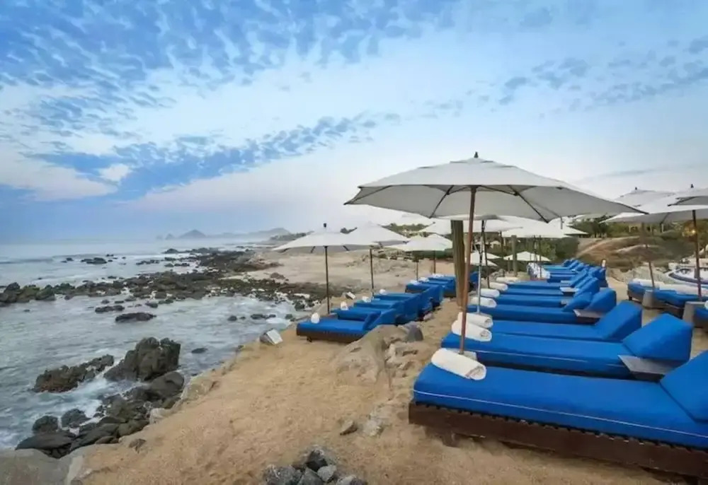 Spacious 4 BR Apt in Cabo