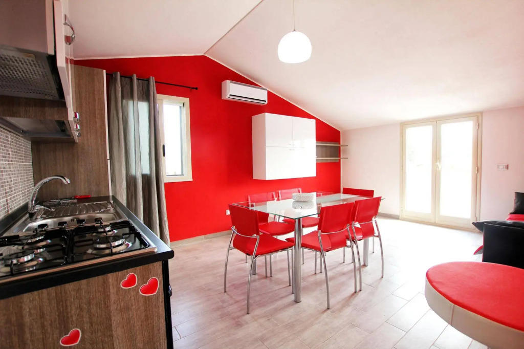 Case Vacanze Mare Nostrum - Villas in front of the Beach with Pool