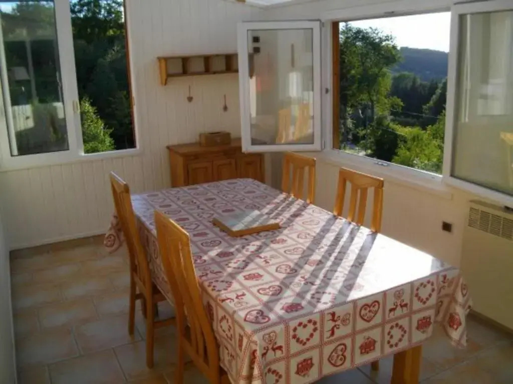 Gite Anould, 3 pièces, 4 personnes - FR-1-589-75