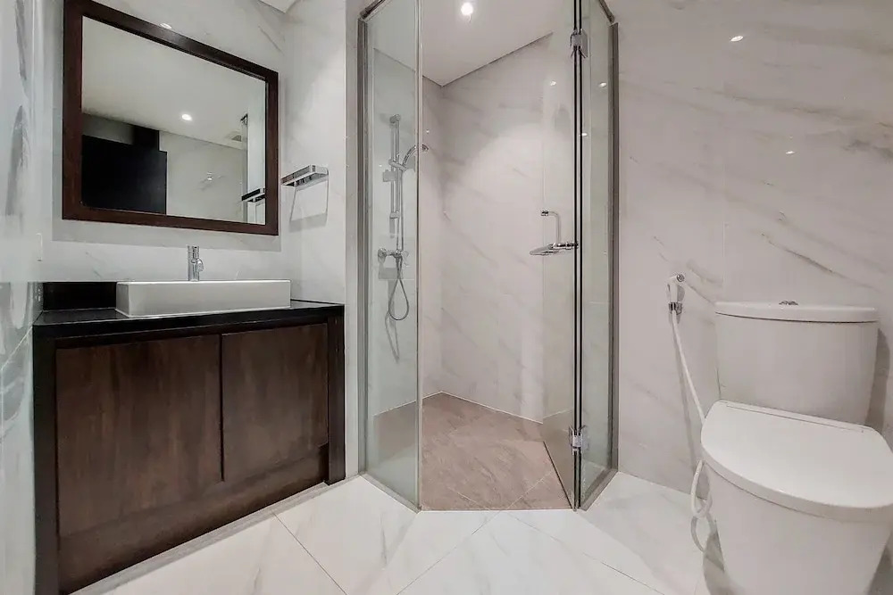 A Luxury 1BR Bali Style Apartment at Branz BSD City