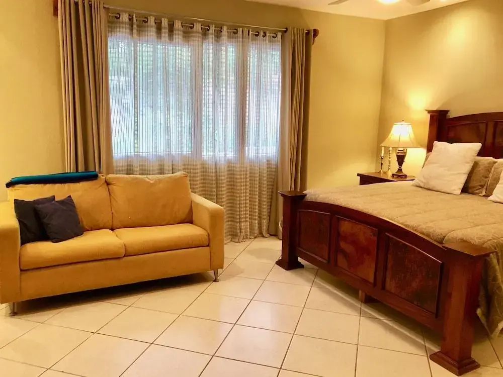 Luxury Condo Romantic Zone-Beach