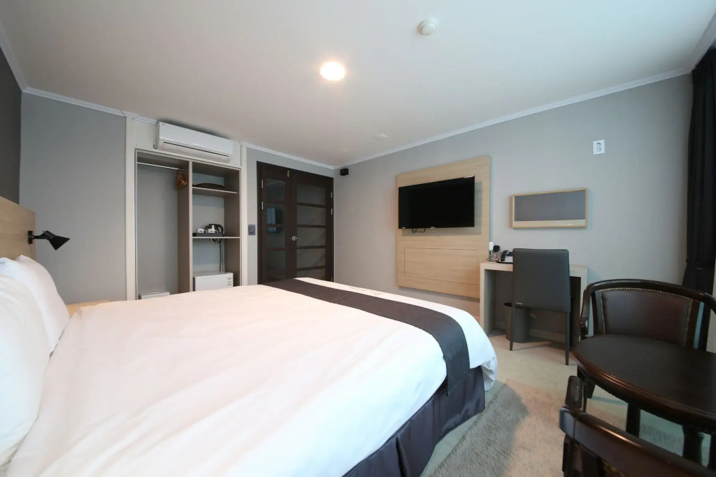 Gyeongpo Soo Hotel
