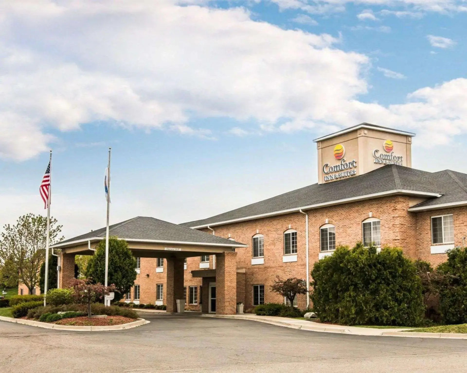 Comfort Inn & Suites Fenton