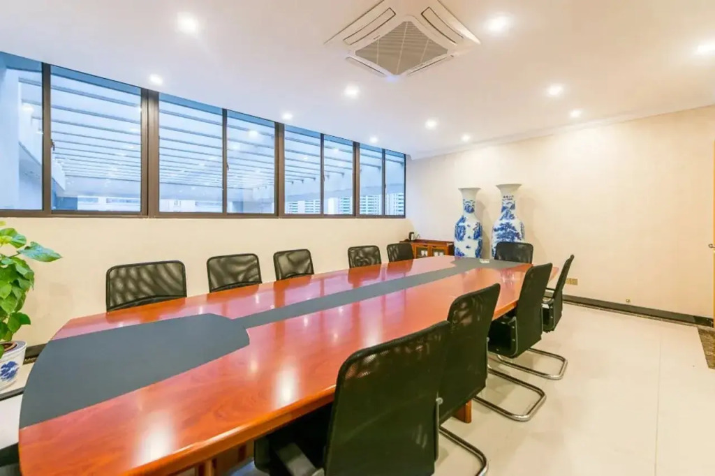 Vienna Hotel (Nanjing Qidi Street)