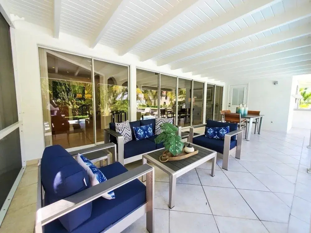 Paradise Awaits - Wkly 3 Bedroom Home