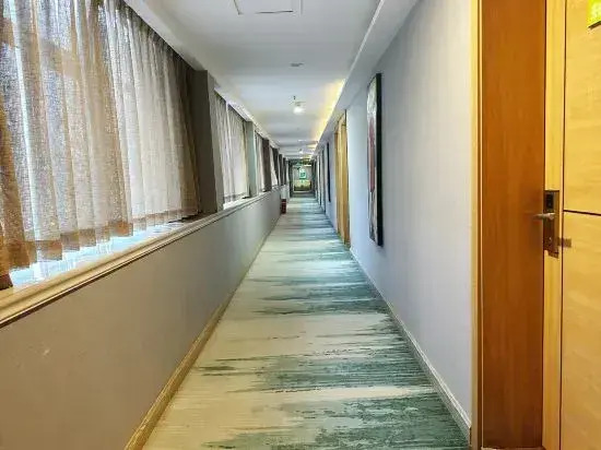 Spider-King Hotel