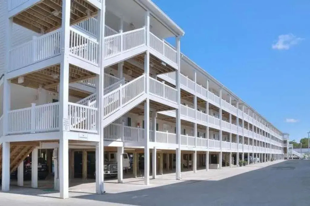 Ocean Walk 2204