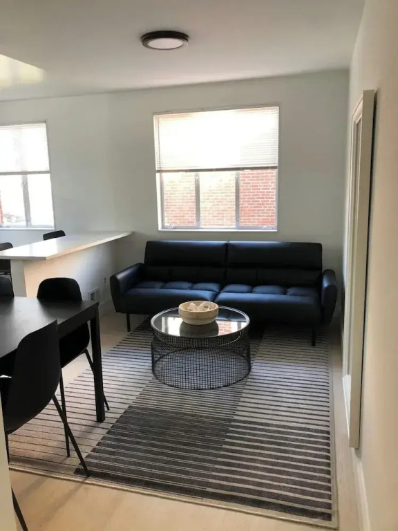 4206 Washington Blvd Condos