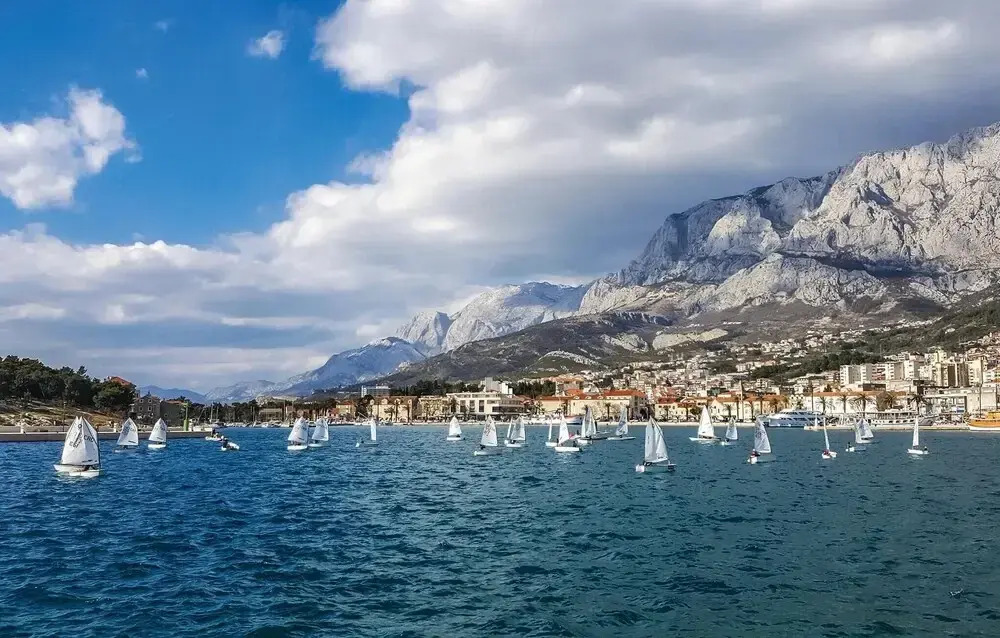 Stunning Home in Makarska with Hot Tub, Sauna & 9 Bedrooms