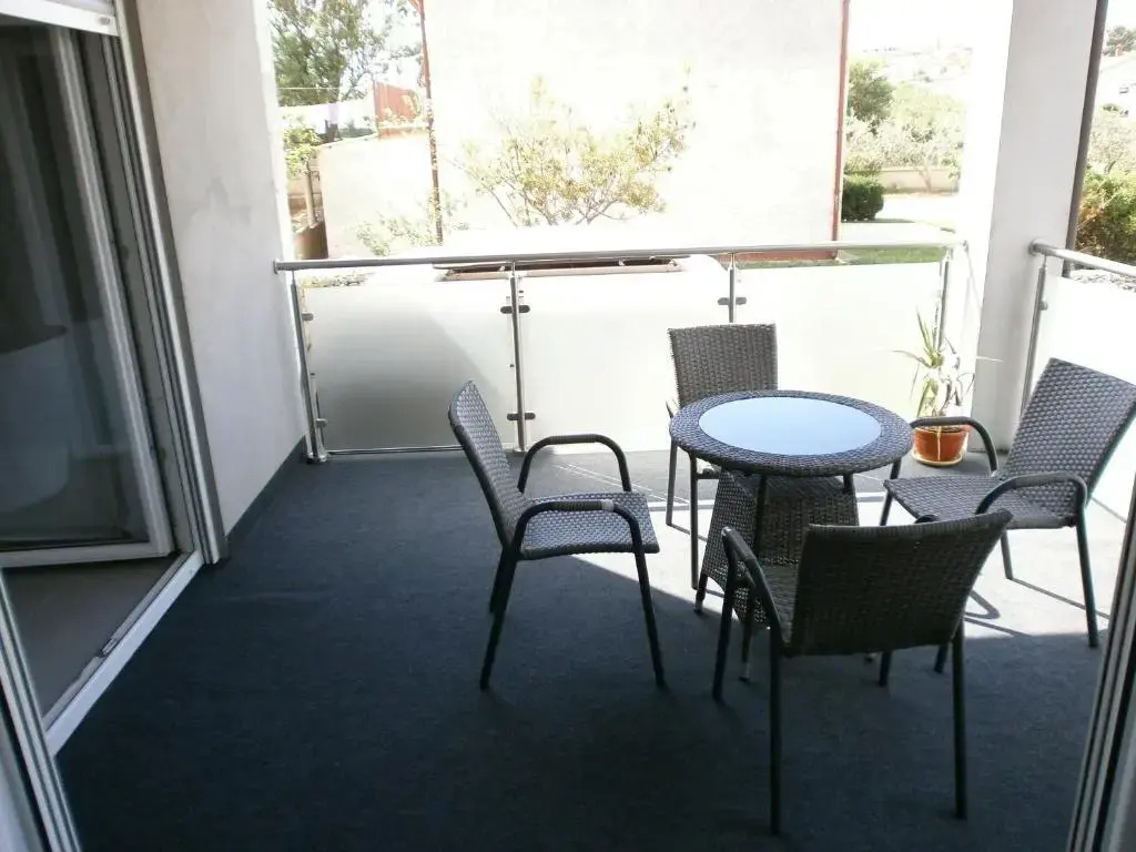 Apartments Bora