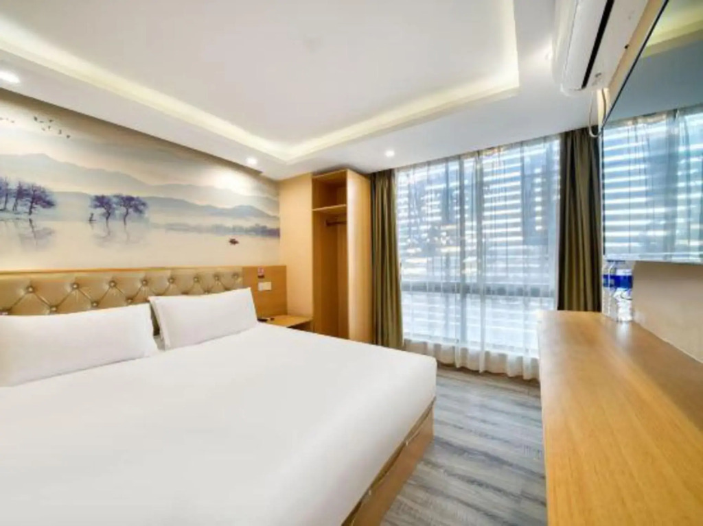 Huiyang Business Hotel