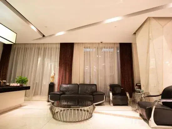 Wutongshu Holiday Hotel