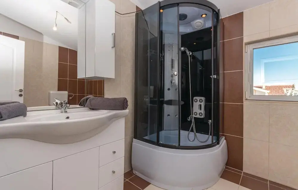 Beautiful Apartment in Biograd With 1 Bedrooms and Wifi