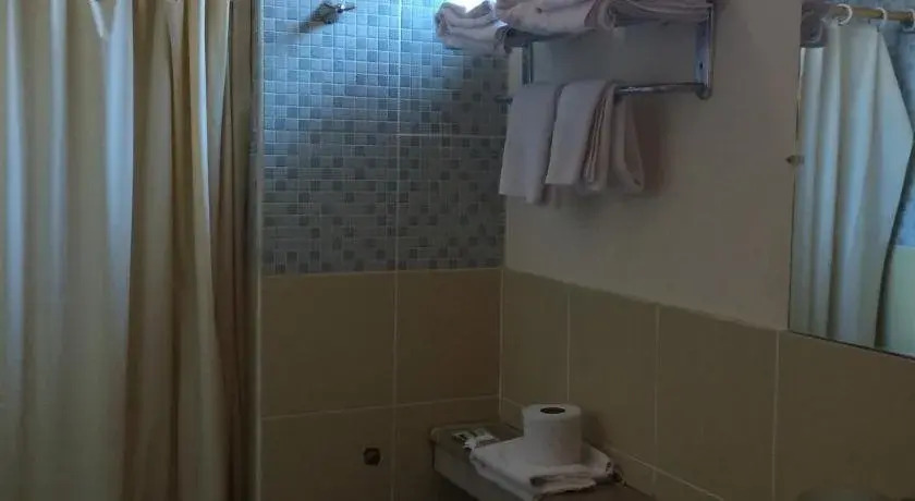 Hostal Marina Real