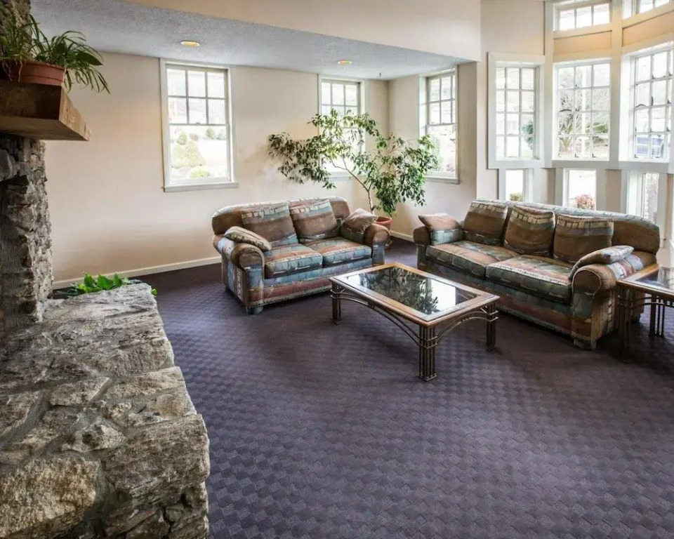 Comfort Inn On the River - Cherokee