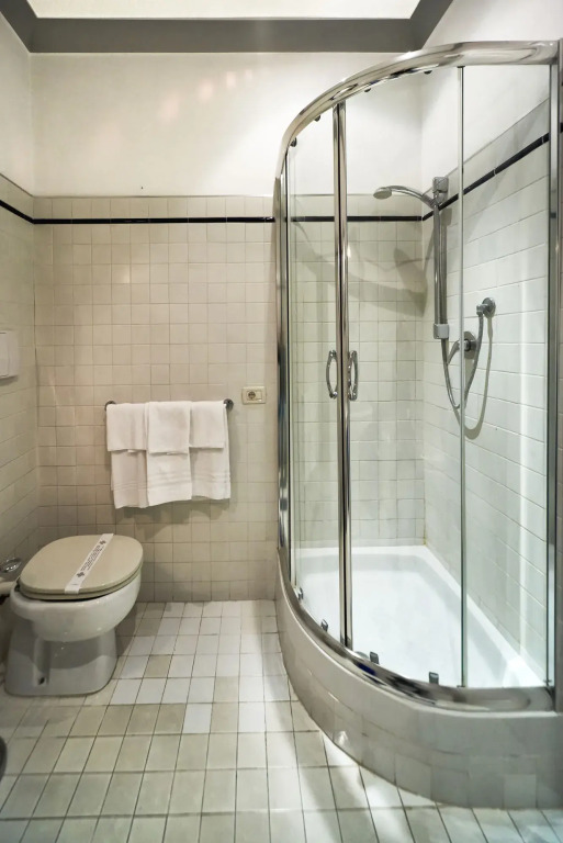 Townhouse Condotti 29