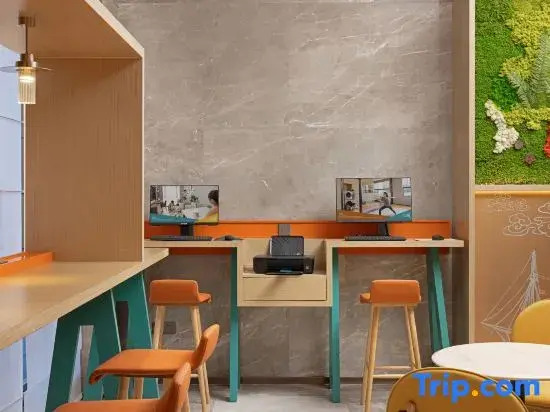 Home2 Suite by Hilton Jingzhou Wanda Plaza