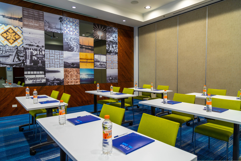 Holiday Inn Express & Suites - Ensenada Centro by IHG