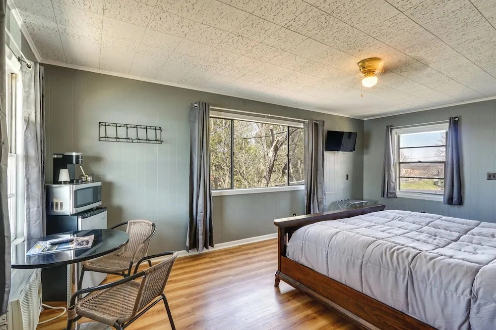 Steps to Bagnell Strip: 8-unit Base w/ Heated Pool