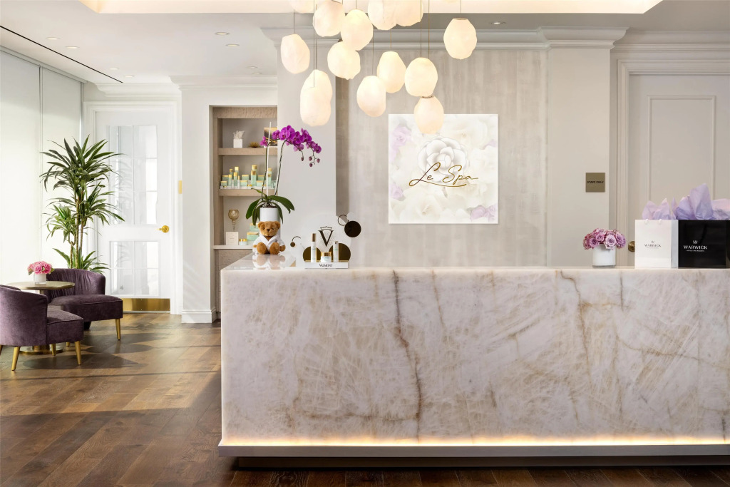 Warwick Melrose Hotel