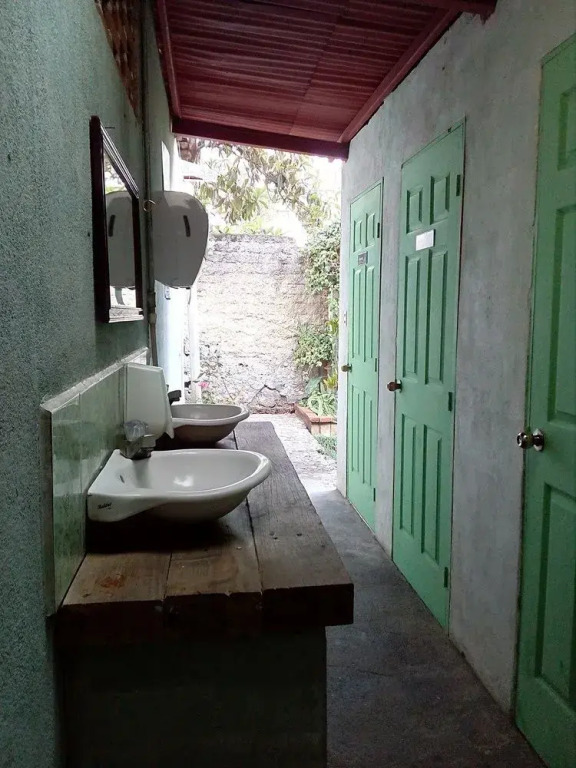Hostel y Restaurante Casa Jacaranda