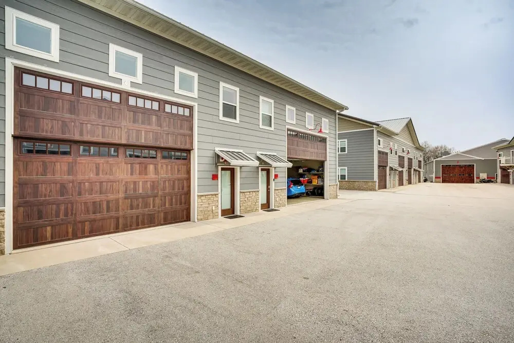 Home Near Road America & Elkhart Lake