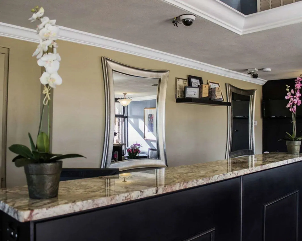 Hotel Belair Orlando Near Florida Mall