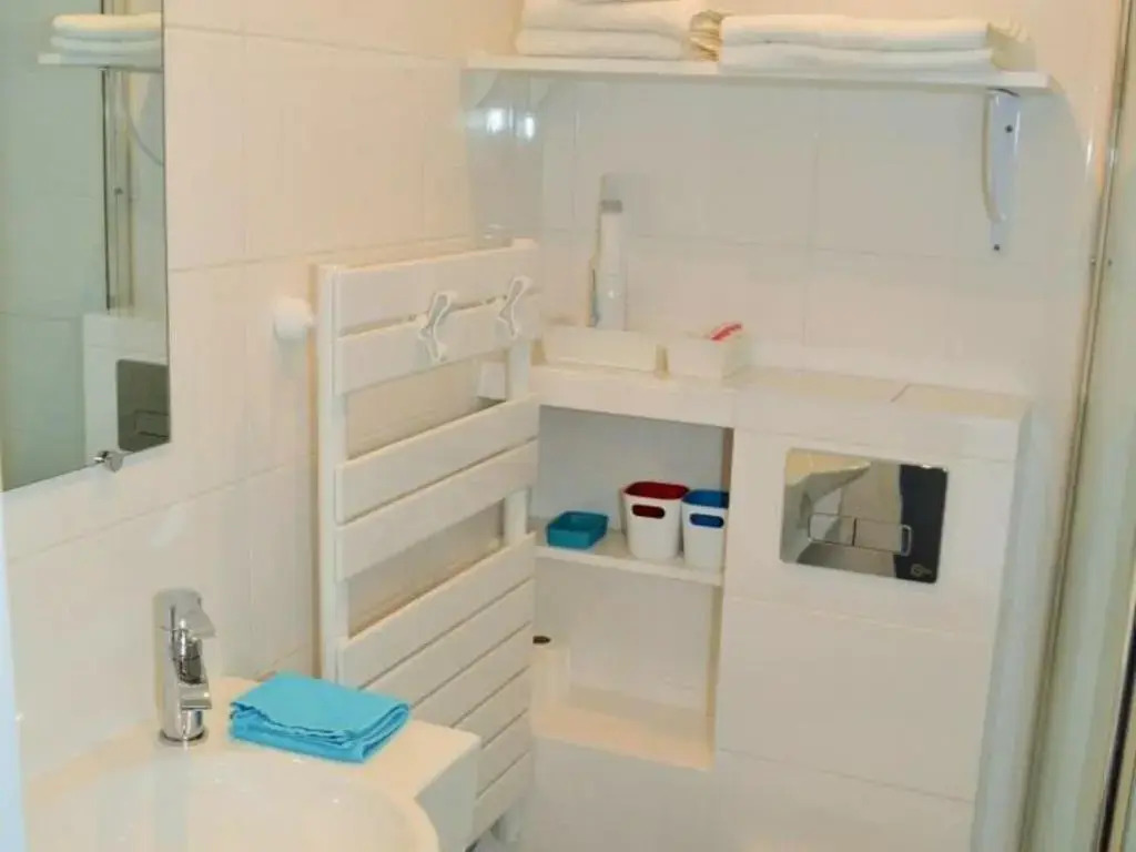 Gîte atypique avec garage et cour privée en Touraine - FR-1-381-280