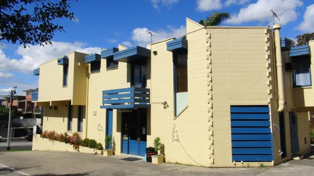Pathfinder Motel