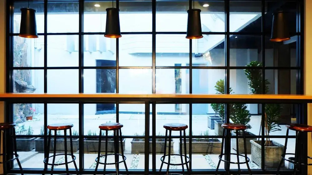 ZEN Hostel Gubeng Station 2