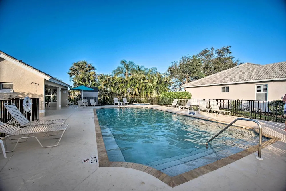 Lely Resort Home w/ Lanai - 1 Mi to Golf Course!