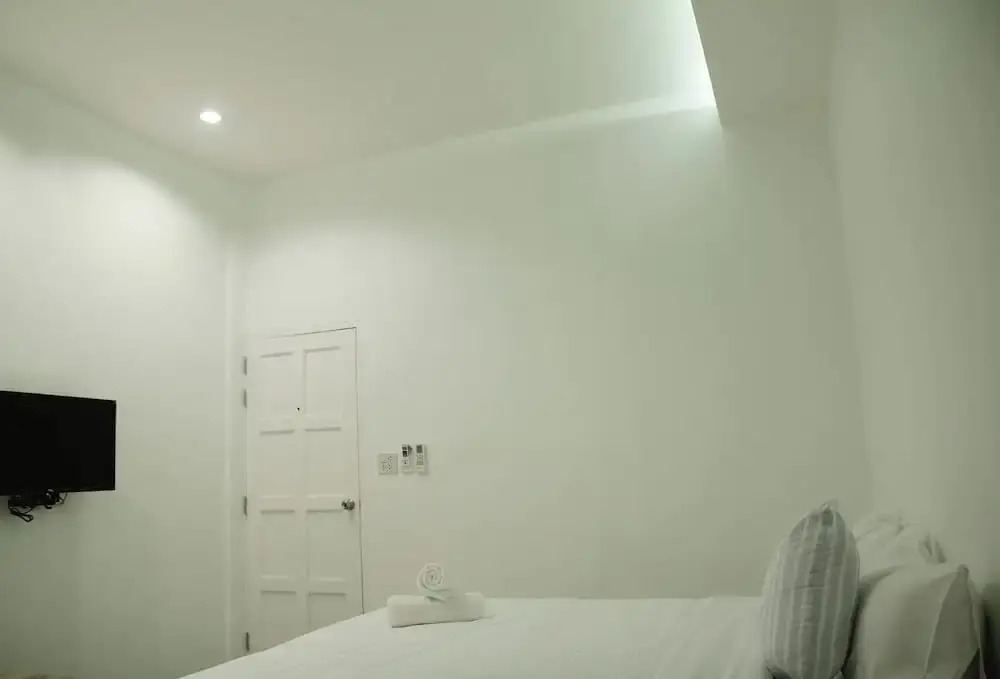 SB.Inn