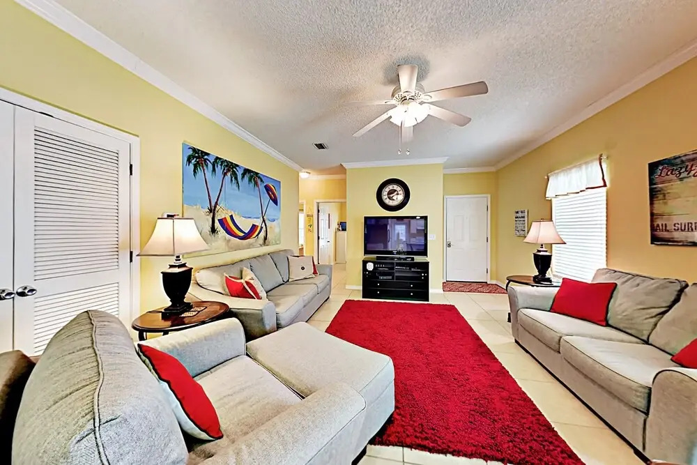 Hidden Treasure W/ Pool & Pond - Near Orange Beach 3 Bedroom Condo