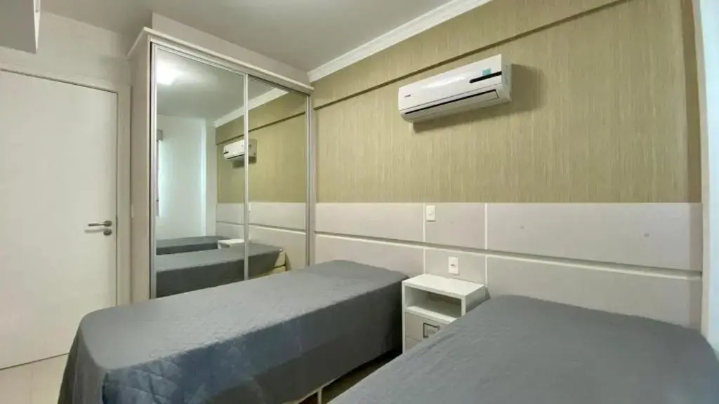 Apartamento para 5 pessoas na Praia de 4 ilhas.
