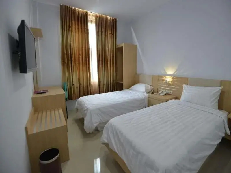 T-One Hotel
