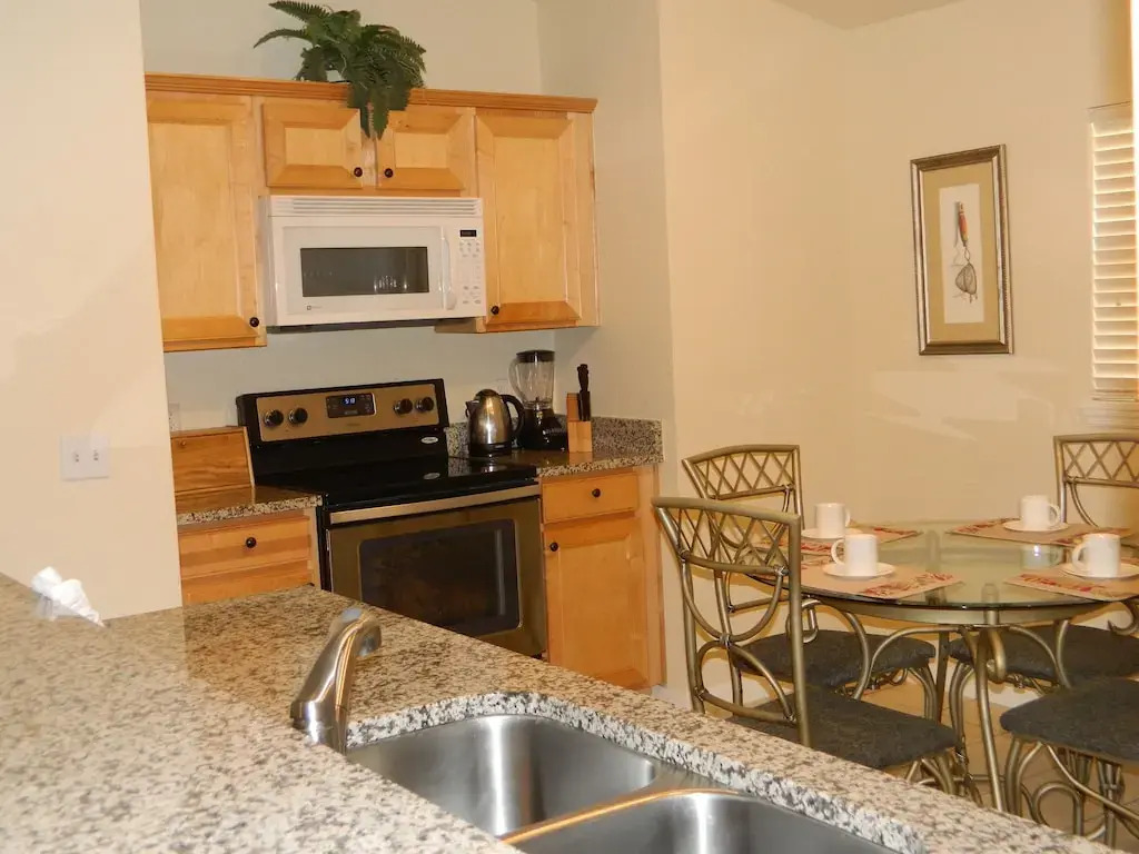 Private 5-bedroom Pool Villa, Clermont, US
