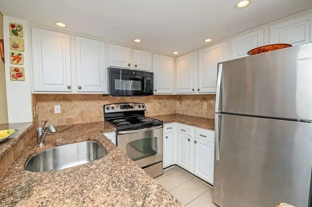 Updated Oceanfront, Oceanviews! 5 Hot Tubs 2 Resort Pools! Trolley St Augustine Beach