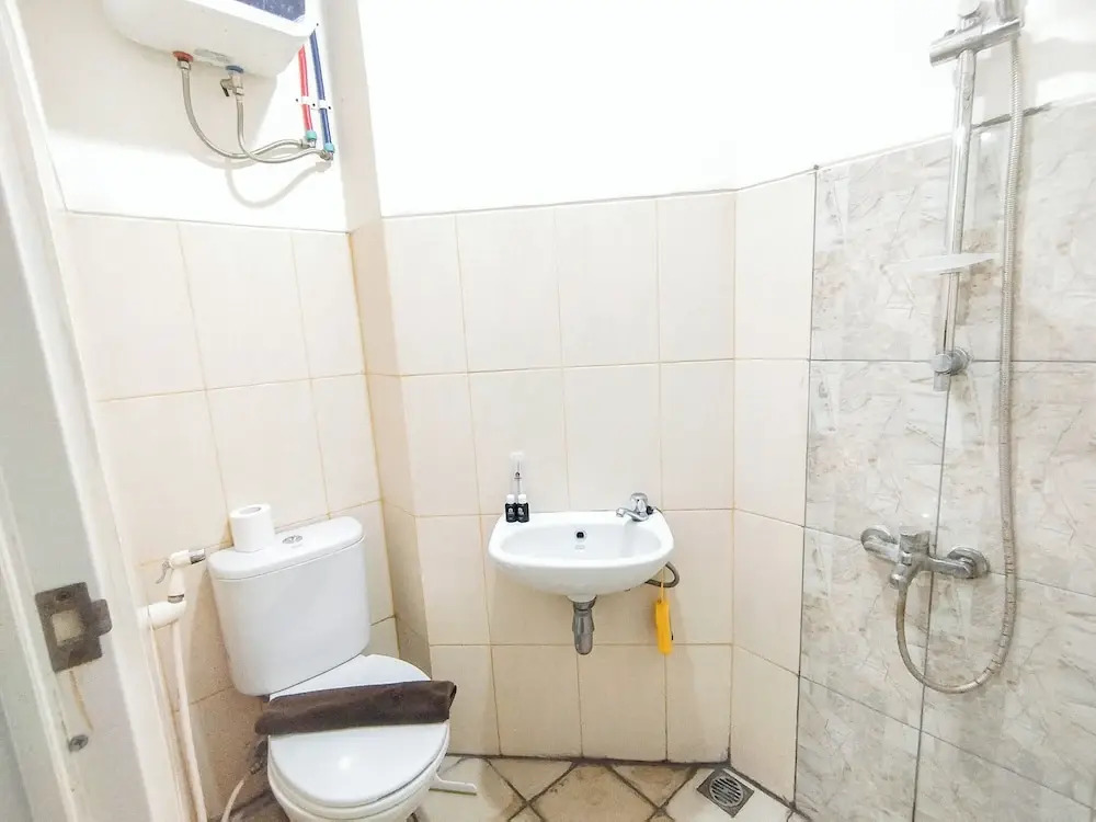 Minimalist 1Br Without Living Room At Pavilion Permata Apartment