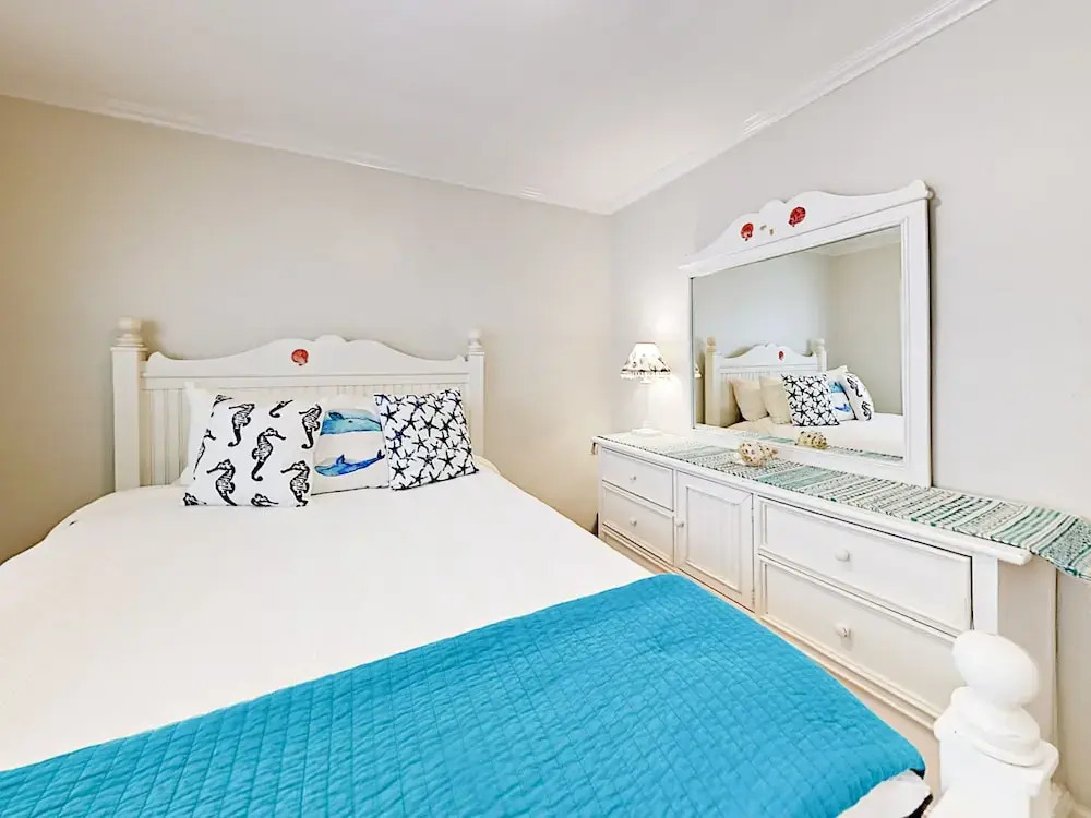 Prime Oceanfront Duplex 3 Bedrooms 1 Bathroom Duplex