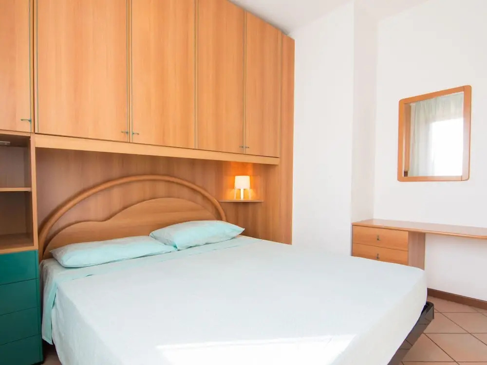 Cozy Holiday Home in Rosolina near Sea Beach