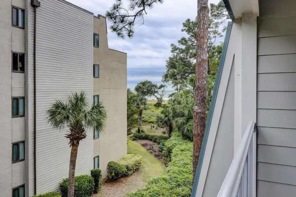 3B Beachwood Forest Beach 2 BR Oceanview