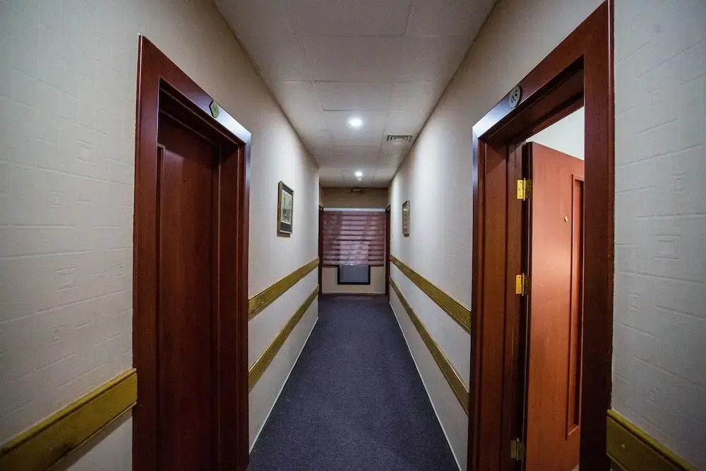 GREEN PARK HOTEl