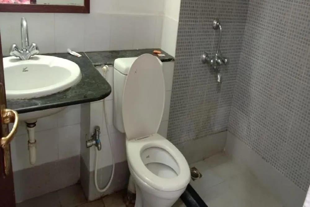 Goroomgo JSB Rooms Patia Bhubneshwar