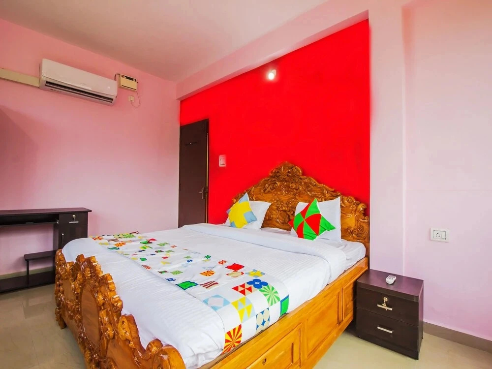 Oyo Home 18351 Luxurious Stay