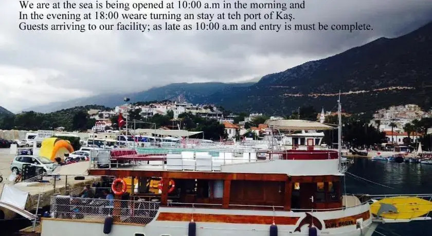 Yuzer Hotel Sude Boran