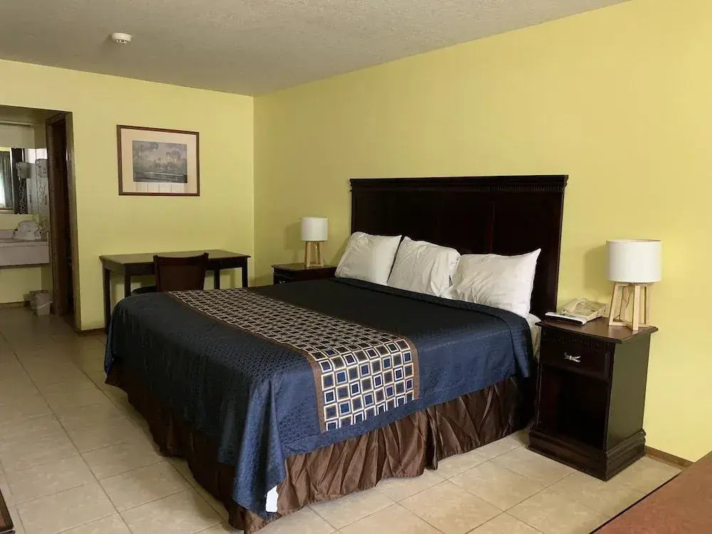 Riverwood Inn of Glenwood