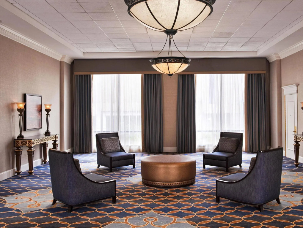 Memphis Riverline Hotel