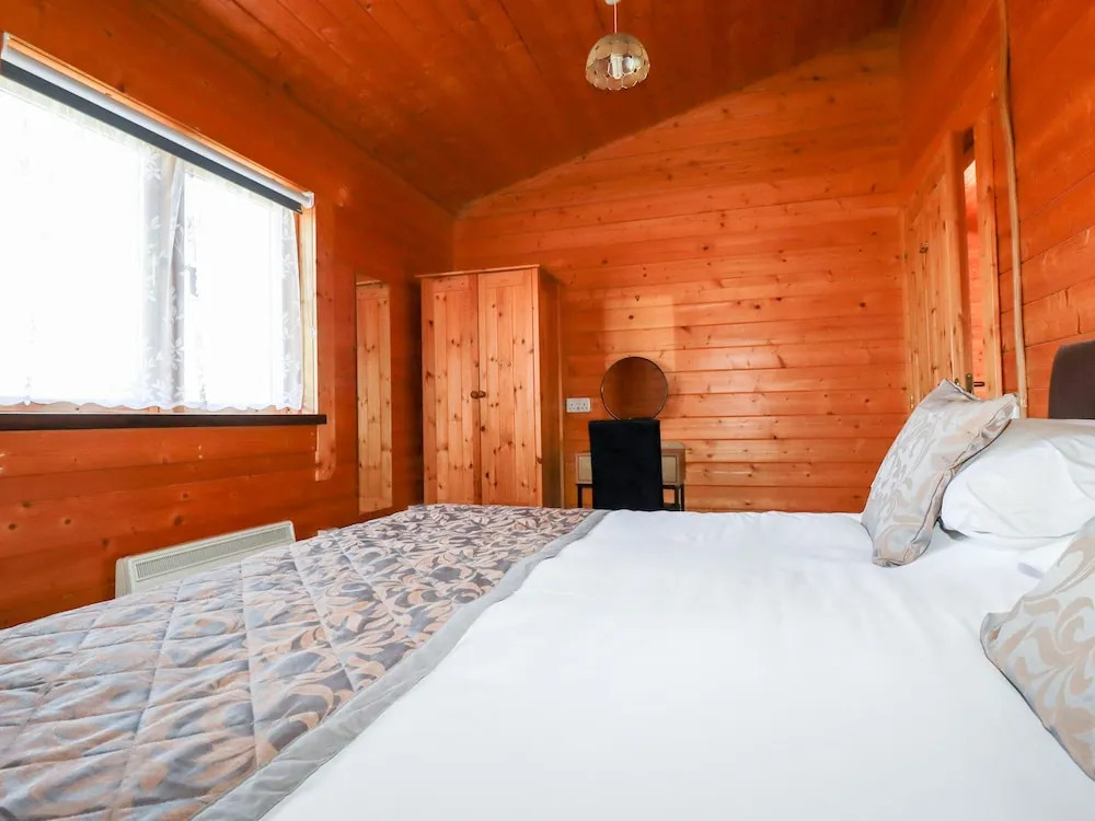 Cedar Lodge