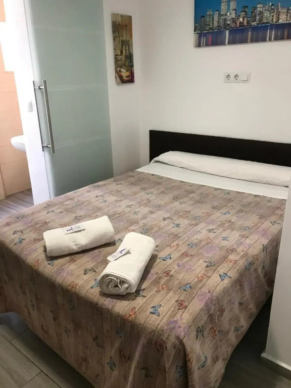 LF Habitaciones 2 ª Planta Sin Ascensor -No Fumadores